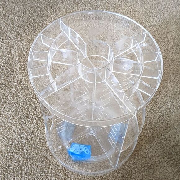 Rotating 360 degree clear adjustable Cosmetic Organizer - Picture 1 of 6